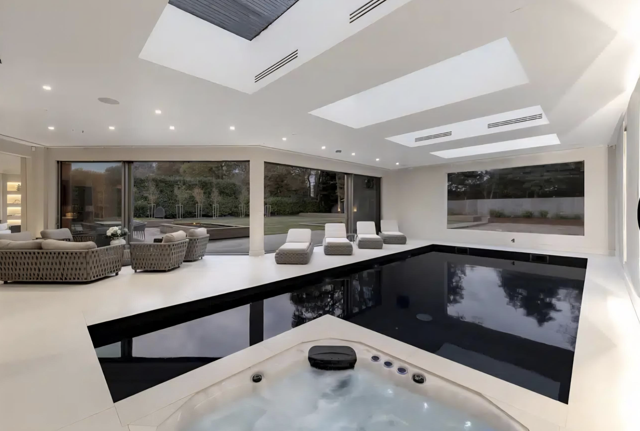 Screenshot 2025-11-21 at 09.59.48